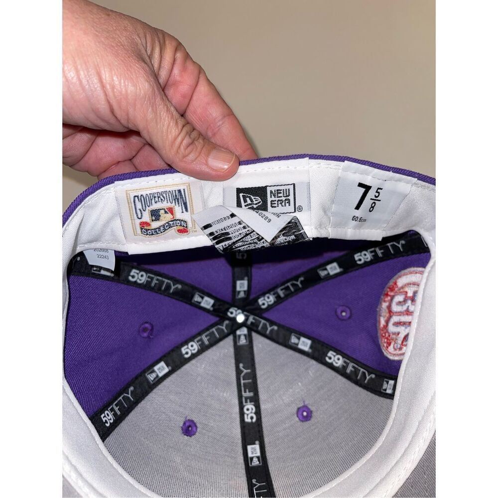 New Era 9FORTY Toronto Blue Jays Snapback Hat Purple Black Gold 40th Season - Picture 5 of 5